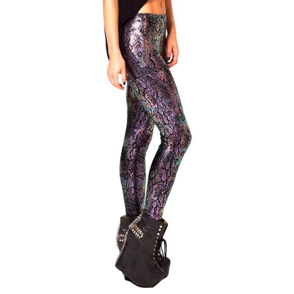 Blackmilk I Eat Oily Mice Oil Slick Snakeskin Iridescent Leggings - Picture 3 of 16